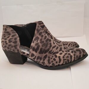 Very G Leopard Print Ankle Boots Women 9.5 Studded Cutout VGLB0328-967